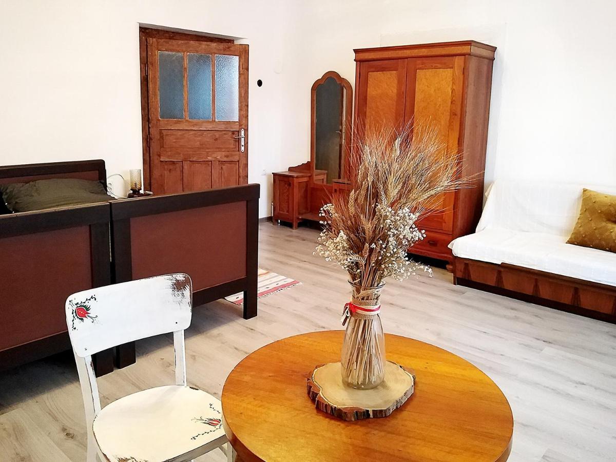Family Apartman Szadelo - Zadiel ภายนอก รูปภาพ